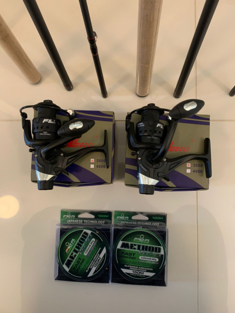 2x wędka feeder 3.3m + 2x kołowrotek z wolnym biegiem +2x żyłka 2x wędka feeder 3.3m + 2x kołowrotek z wolnym biegiem +2x żyłka