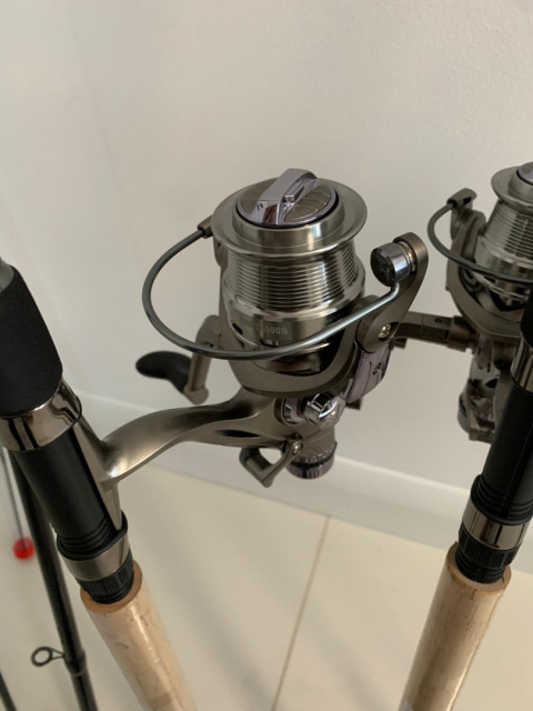 Dwa kompletne zestawy feeder 3.6m o wyrzucie 50-100 gram z kołowrotkami Dwa kompletne zestawy feeder 3.6m o wyrzucie 50-100 gram z kołowrotkami
