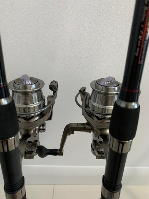 Dwa kompletne zestawy feeder 3.6m o wyrzucie 50-100 gram z kołowrotkami Dwa kompletne zestawy feeder 3.6m o wyrzucie 50-100 gram z kołowrotkami